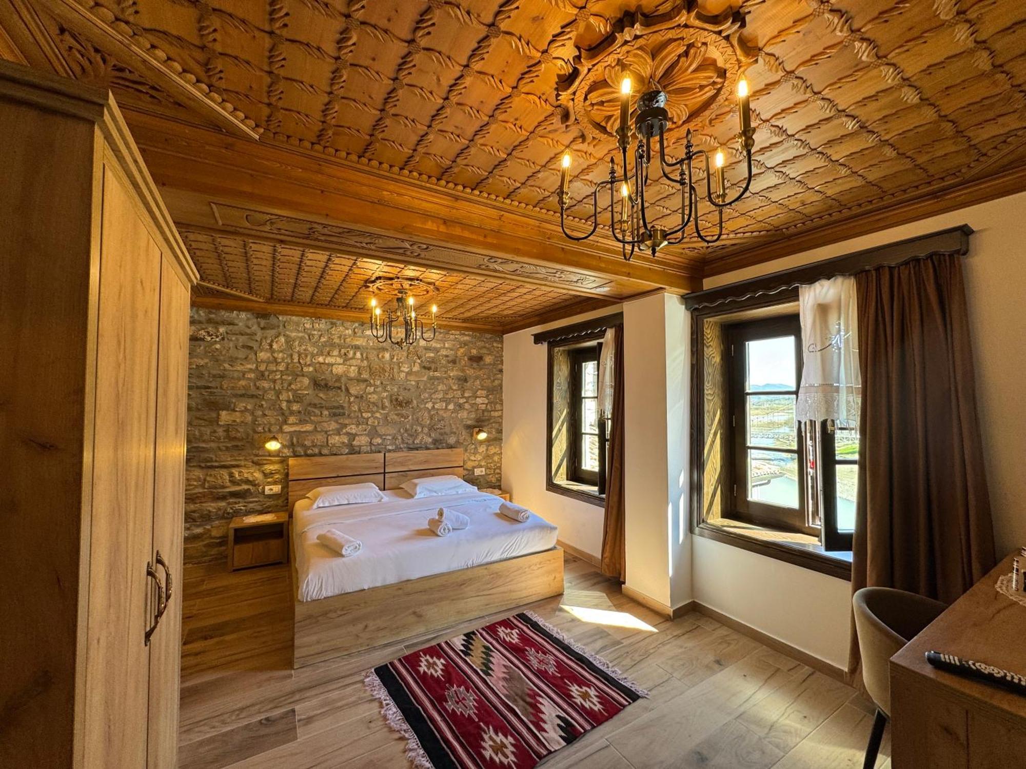 Hotel Ansel Berat Ngoại thất bức ảnh