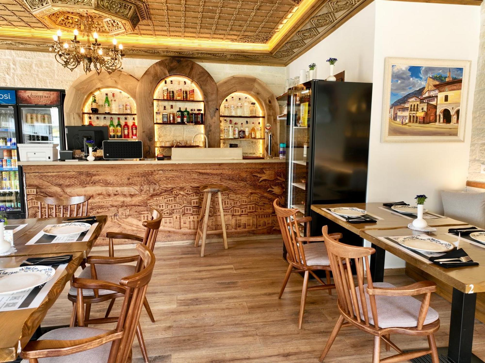 Hotel Ansel Berat Ngoại thất bức ảnh