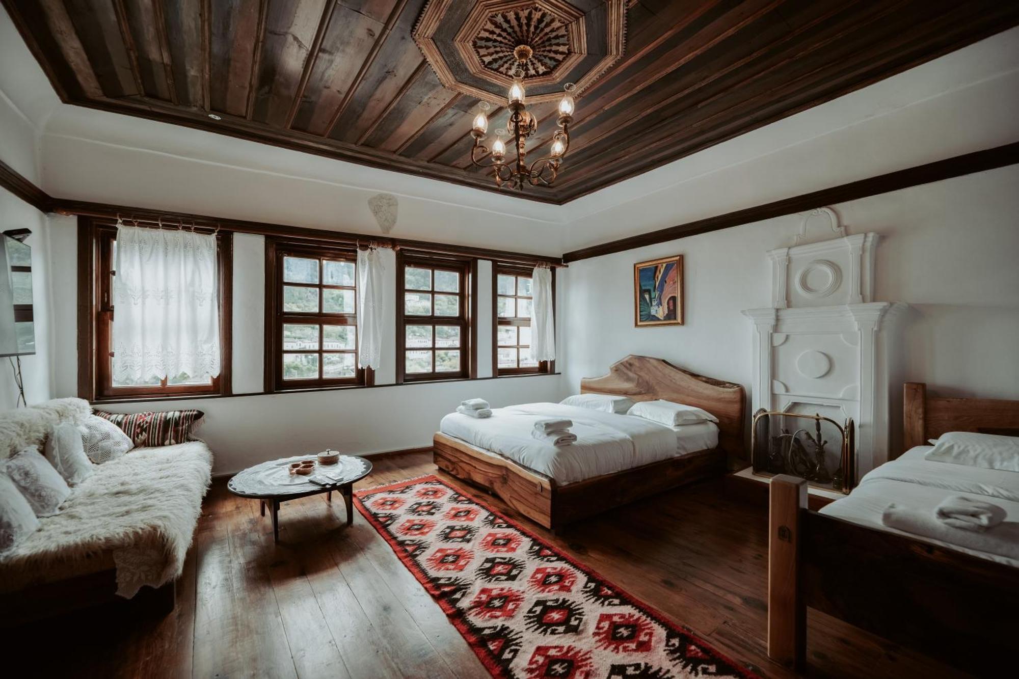 Hotel Ansel Berat Ngoại thất bức ảnh